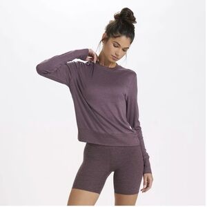Vuori Daydream Crew in Plum Heather Medium **DISCONTINUED ONLINE**